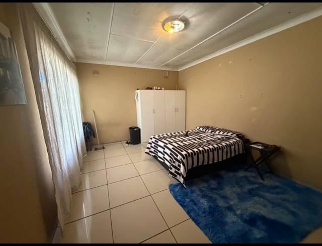 6 BEDROOM HOUSE FOR SALE IN VANDERBIJLPARK CE 2